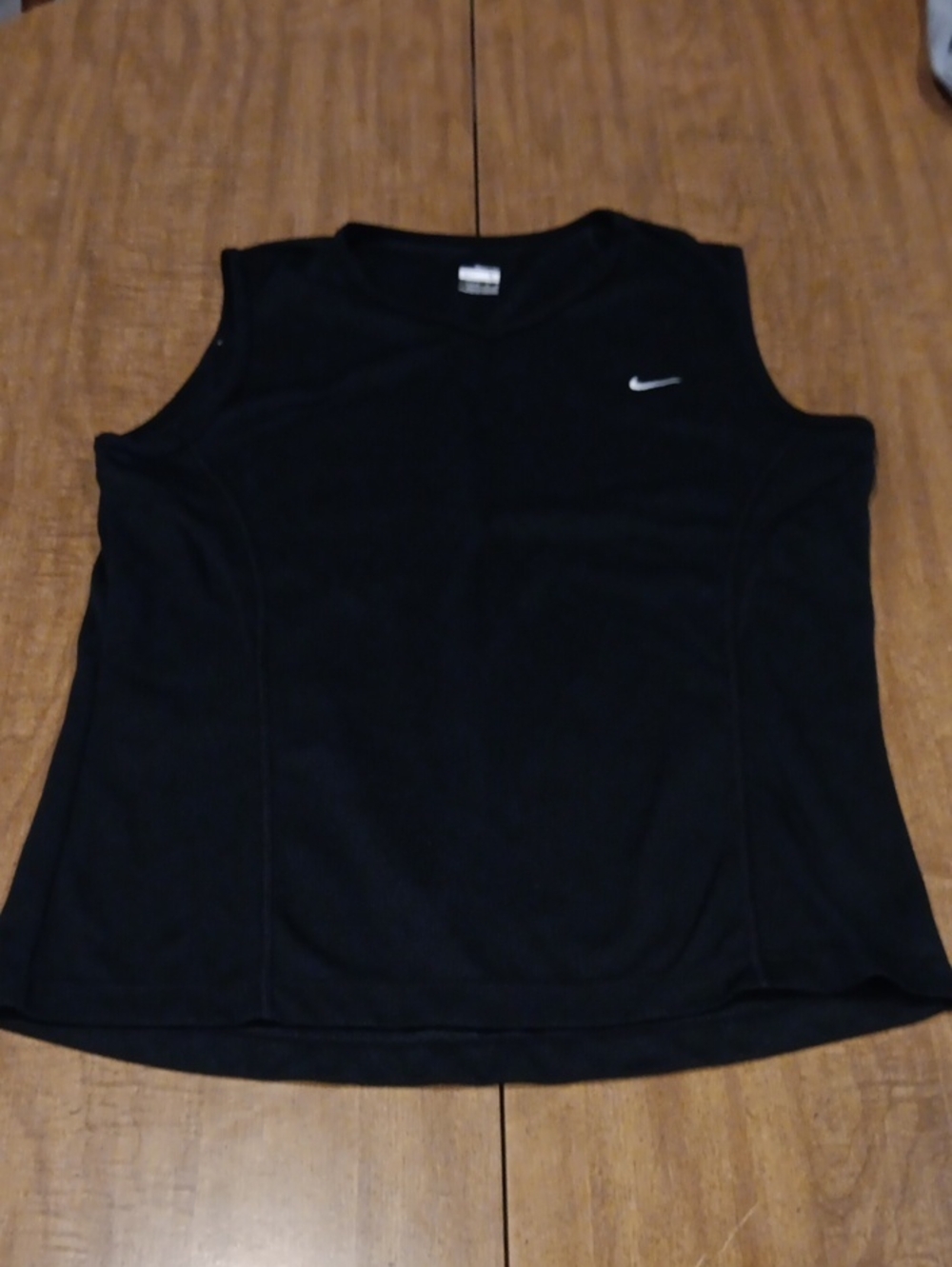 Nike Black Athletic V-Neck Tank Top with Swoosh